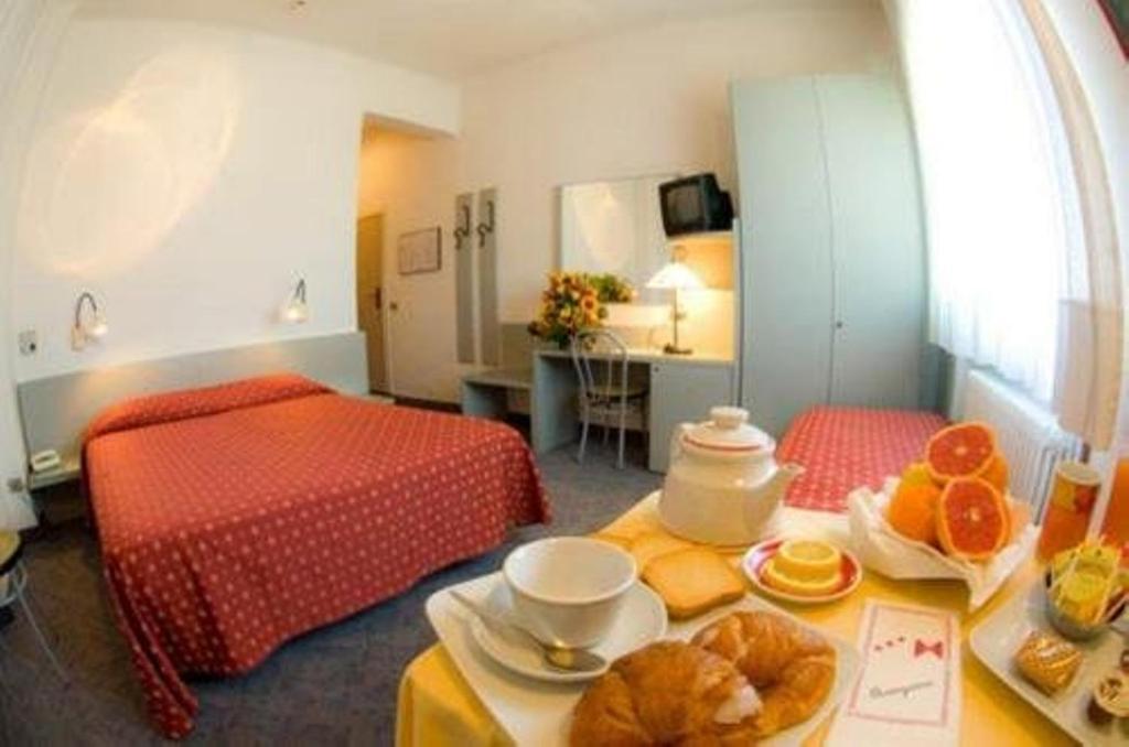 Hotel Milano Pistoia Szoba fotó